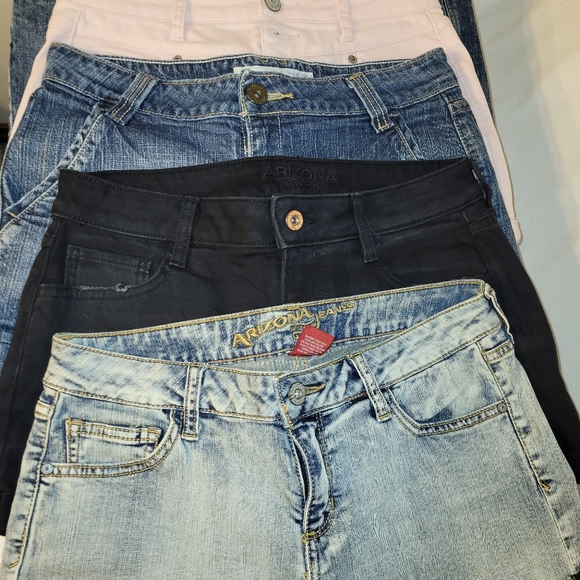 Aeropostale Pants - 5 pair of shorts